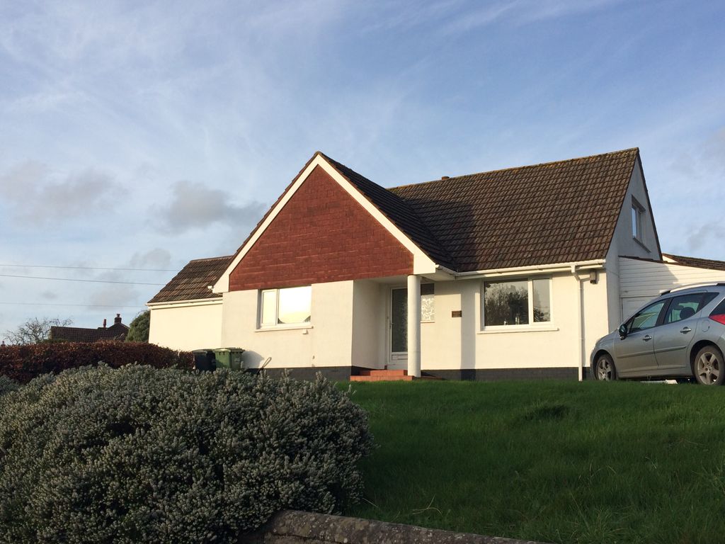 4 bed detached bungalow to rent in Longfield Close, Braunton EX33 Zoopla