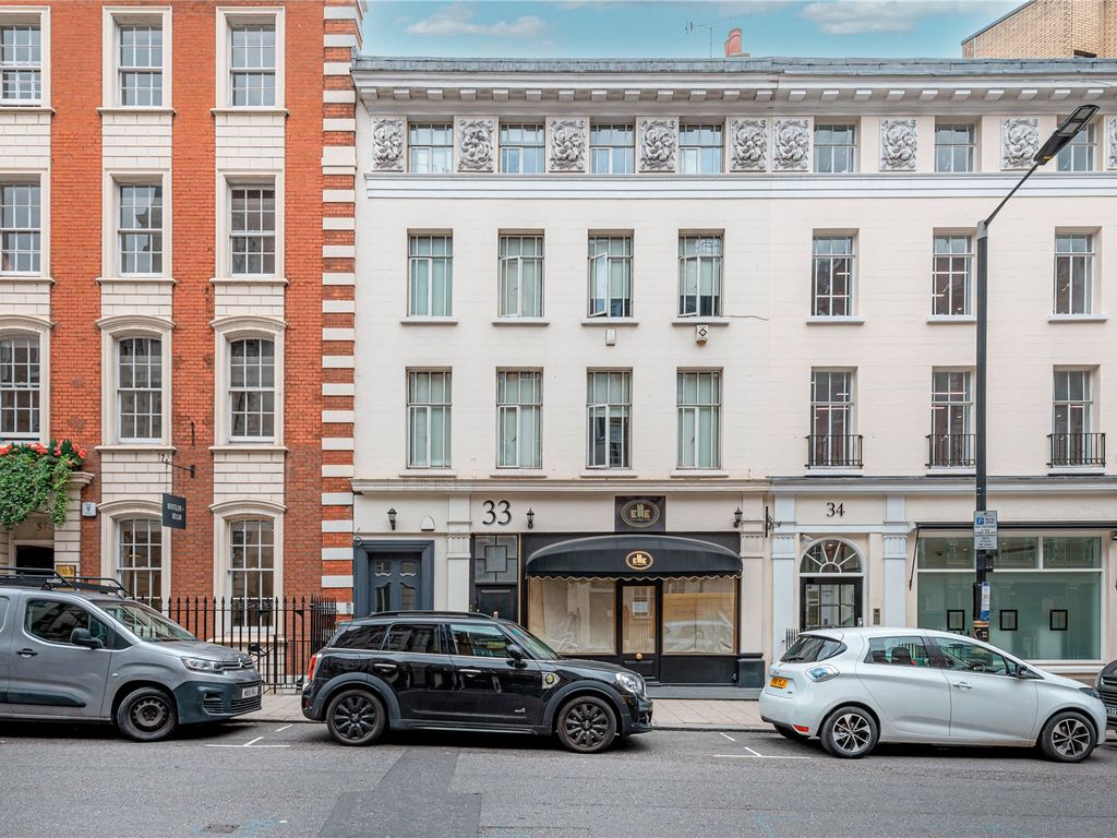 St George Street, Mayfair, London W1S  