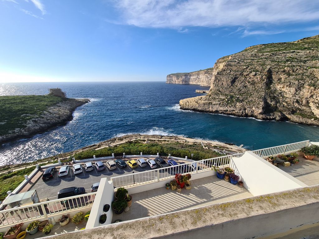 New home, 2 bed apartment for sale in Tower Court, San Xmun Street