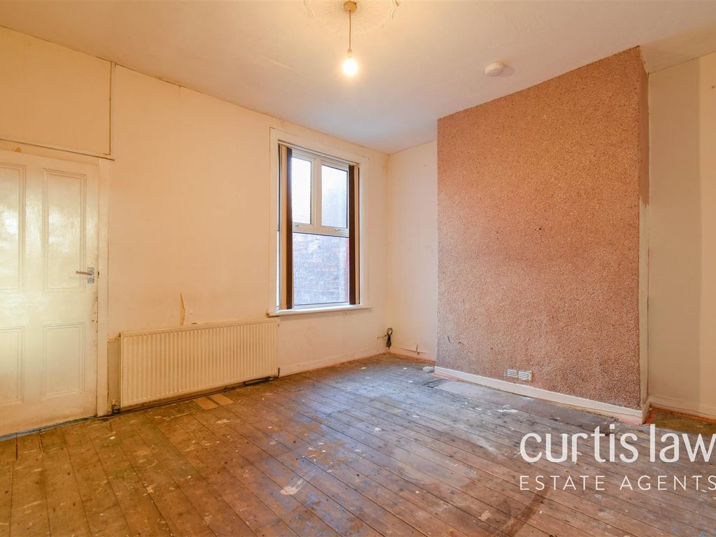 2 bed terraced house for sale in Holly Street, Blackburn BB1, £60,000