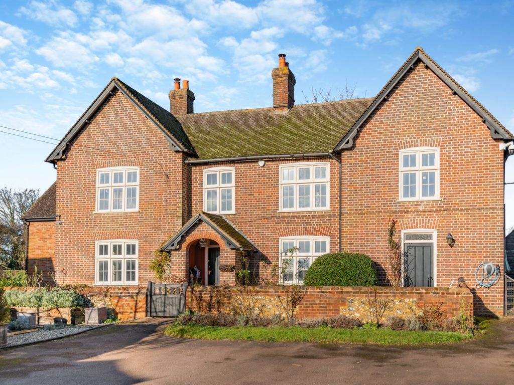 8 bed detached house for sale in Plummers Lane, Bower Heath, Harpenden