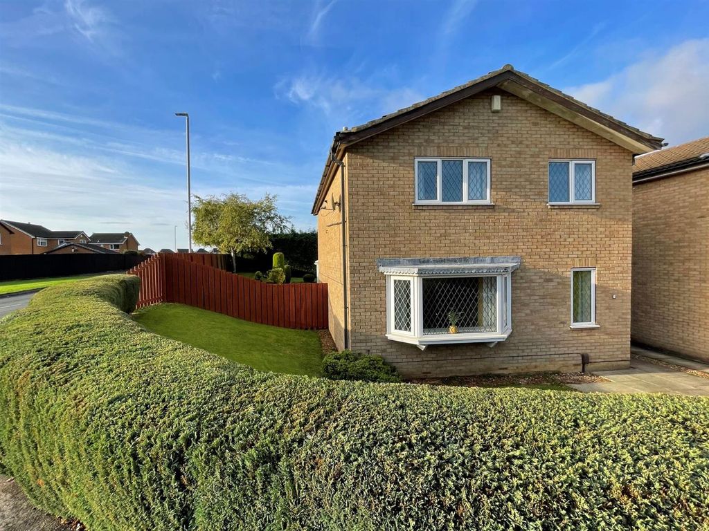 Mercia Way, Leeds LS15  