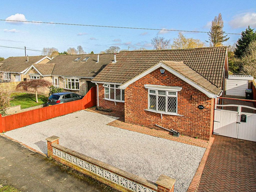 4 bed detached bungalow for sale in Westwood Road, Healing DN41 Zoopla