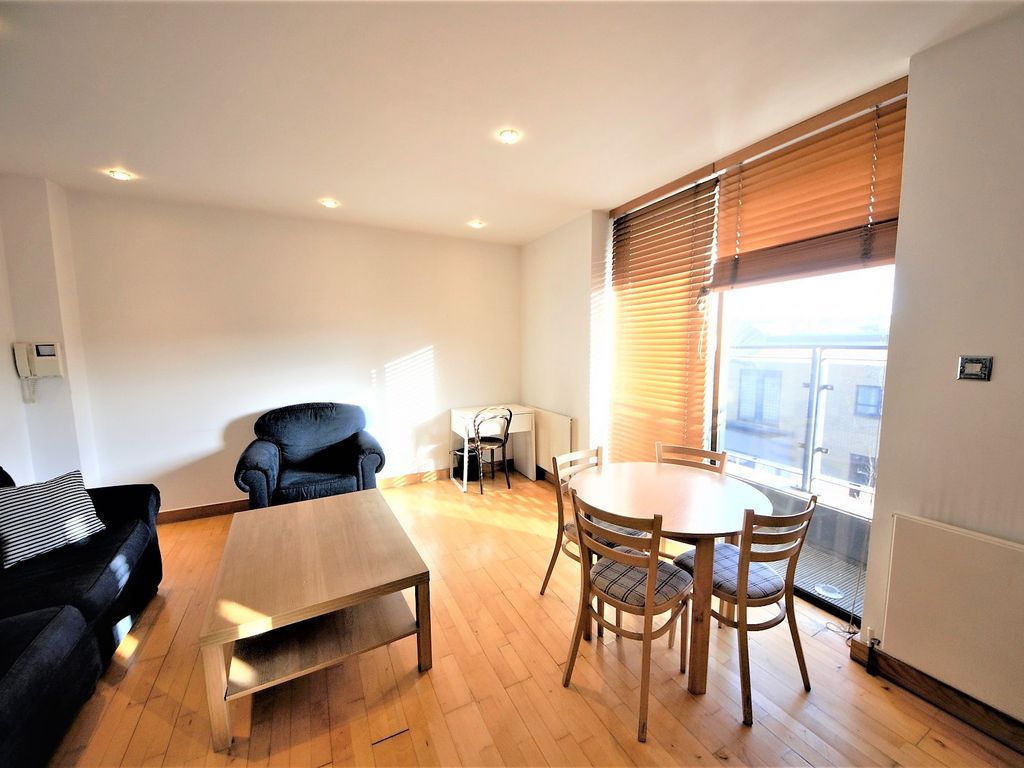 2 bed flat to rent in New Wharf Road, Islington, London N1, £2,492 pcm