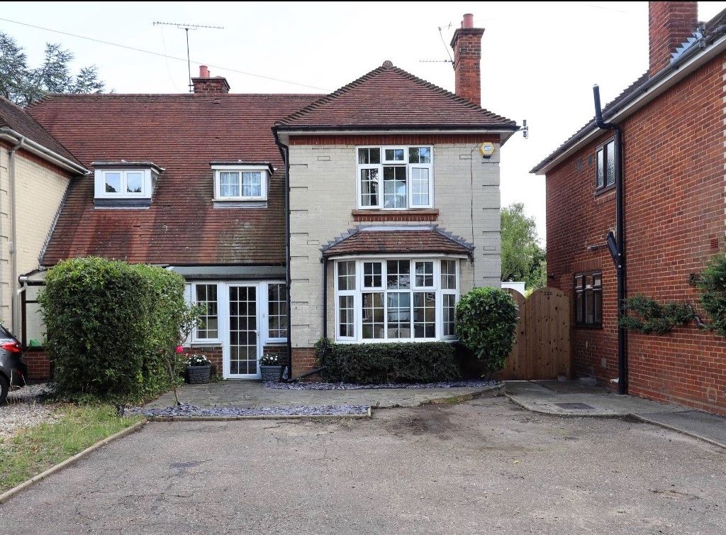 3 bed semidetached house for sale in Springfield Road, Springfield, Chelmsford CM2 Zoopla