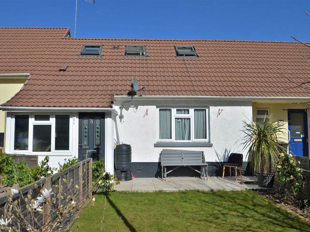 2 bed terraced house for sale in Shortlands Road, Cullompton, Devon