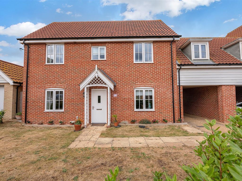 4 bed detached house for sale in Simpson Way, Barrow, Bury St. Edmunds