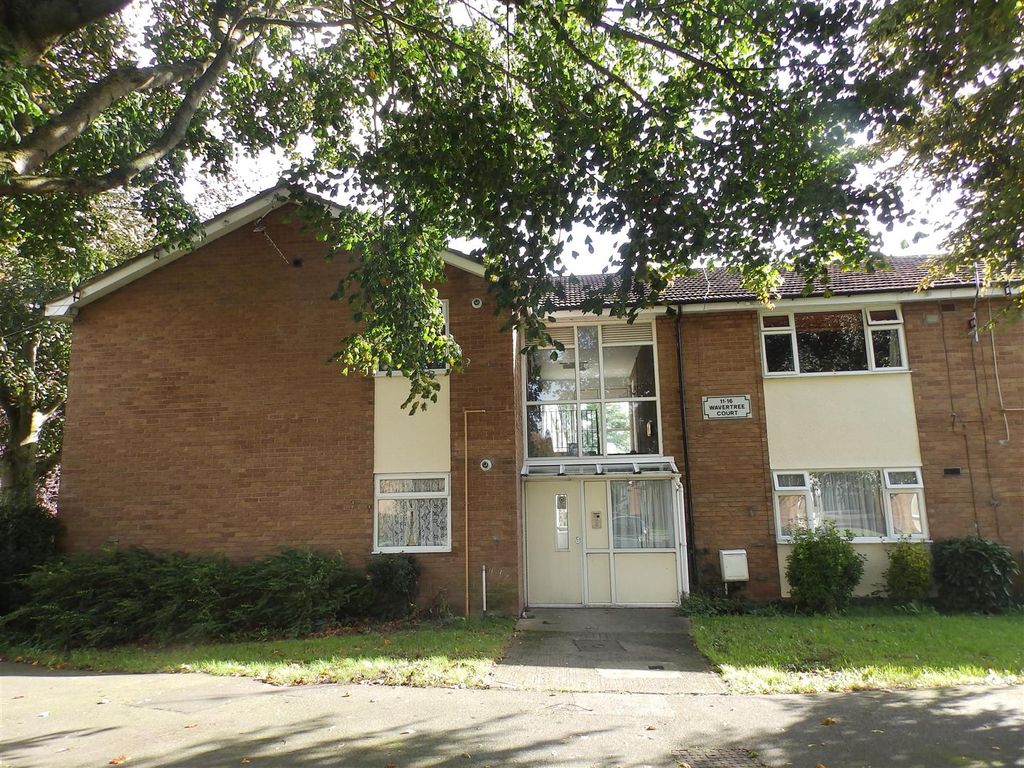 Studio to rent in Wavertree Court, Ellesmere Port CH66, £525 pcm Zoopla