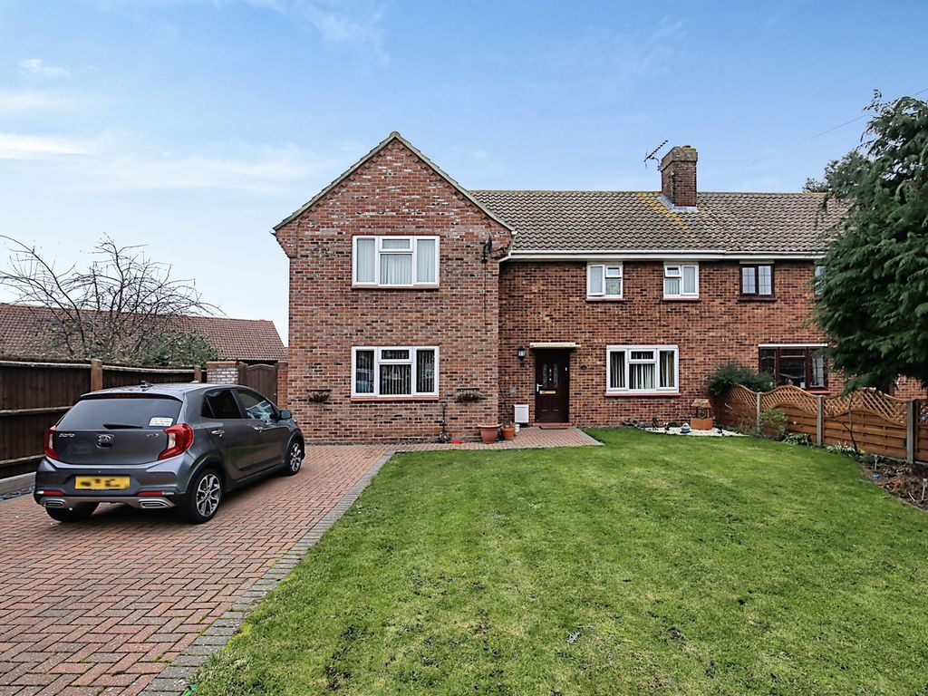 4 bed semidetached house for sale in Truman Avenue, March PE15 Zoopla