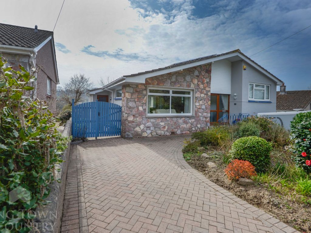 5 bed detached house for sale in New Park Road, Plympton, Plymouth PL7