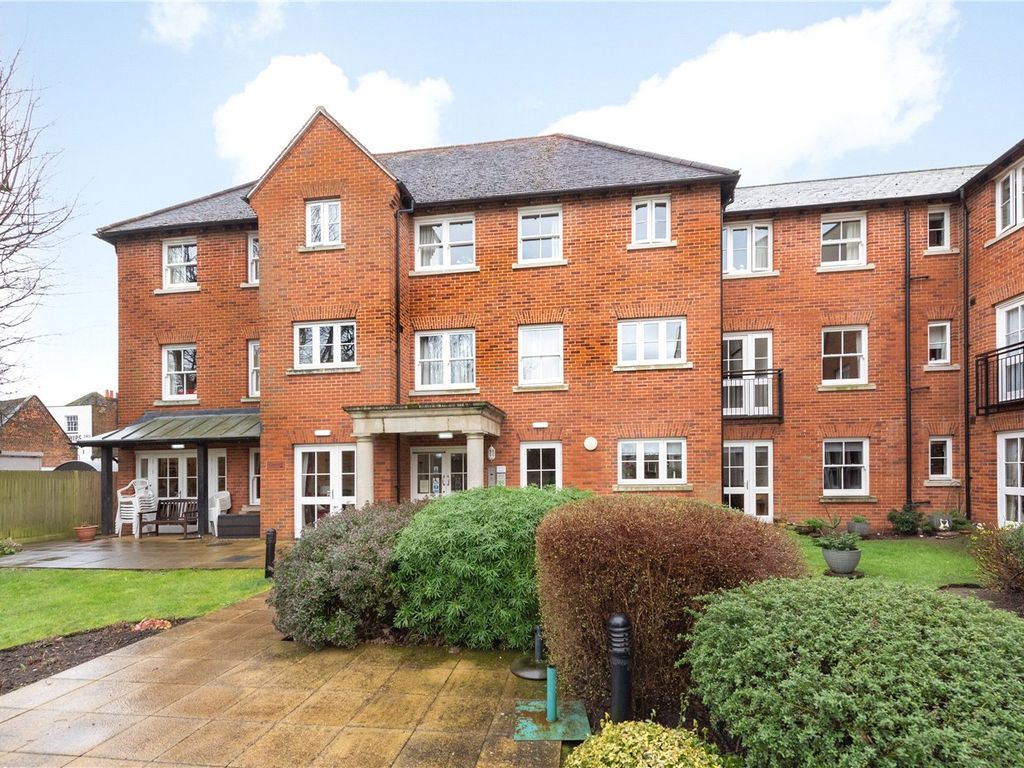 1 bed flat for sale in Roper Road, Canterbury, Kent CT2, £145,000 - Zoopla