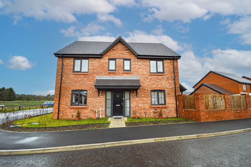 4 bed detached house for sale in Maidstone Road, Blyth NE24, £250,000