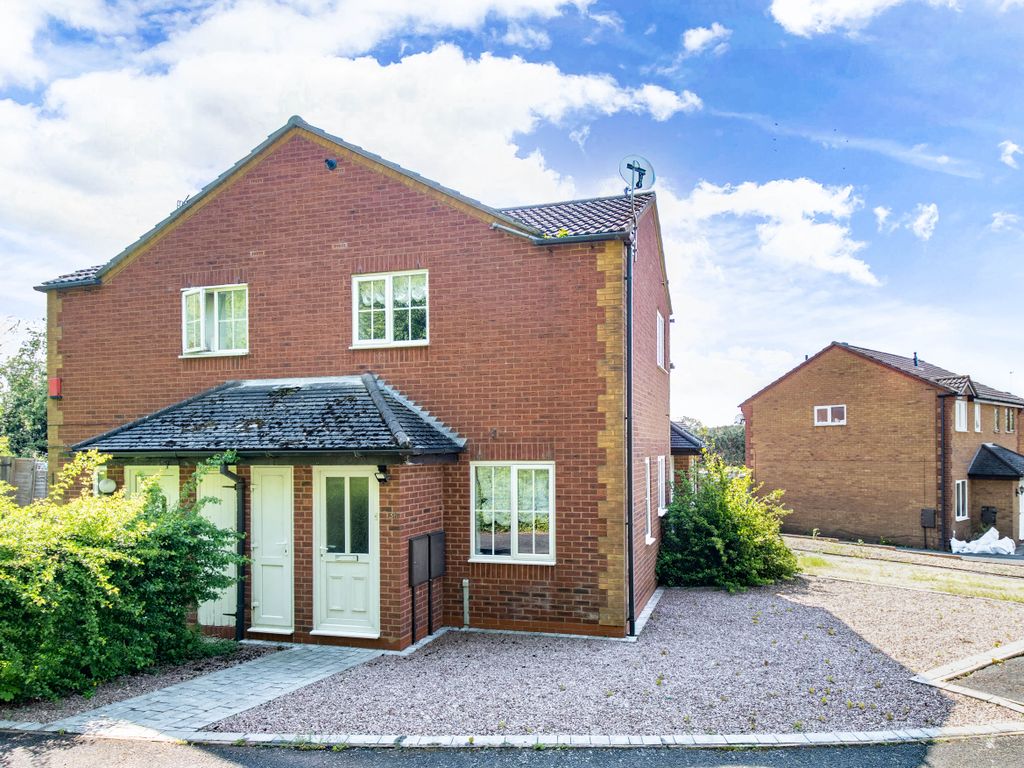 1 bed terraced house for sale in Abbey Close, Bromsgrove, Worcestershire B60, £180,000 Zoopla