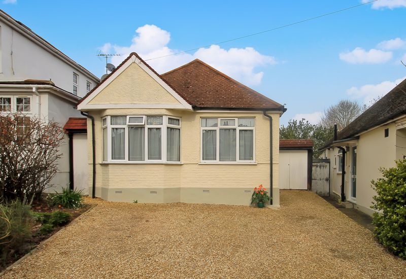 3 bed detached house for sale in Greenford Gardens, Greenford UB6 Zoopla