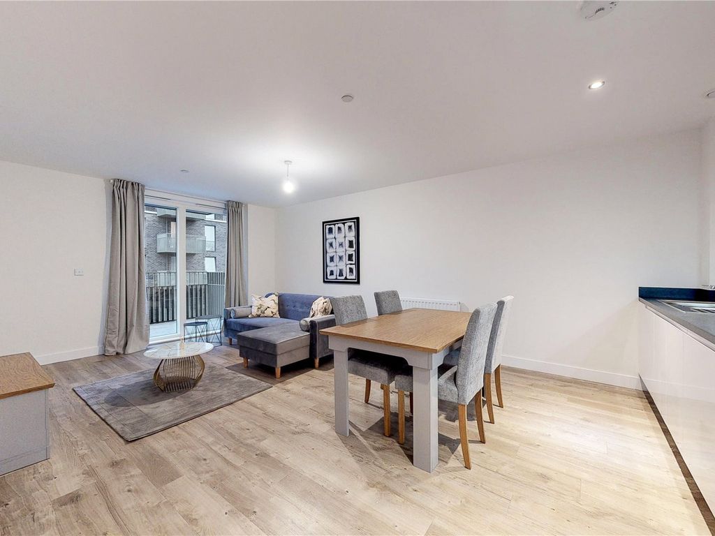 1 bed flat to rent in Chesterton House, Harrow On The Hill HA1, £1,650