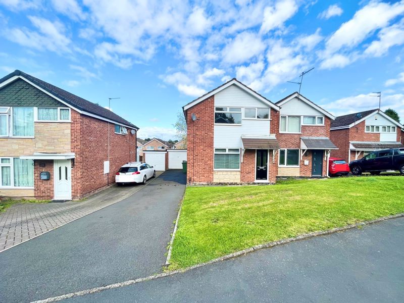 3 bed semidetached house for sale in Gayfield Avenue, Withymoor