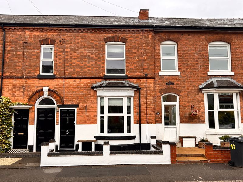 3 bed terraced house for sale in Western Road, 152334 B73 Zoopla