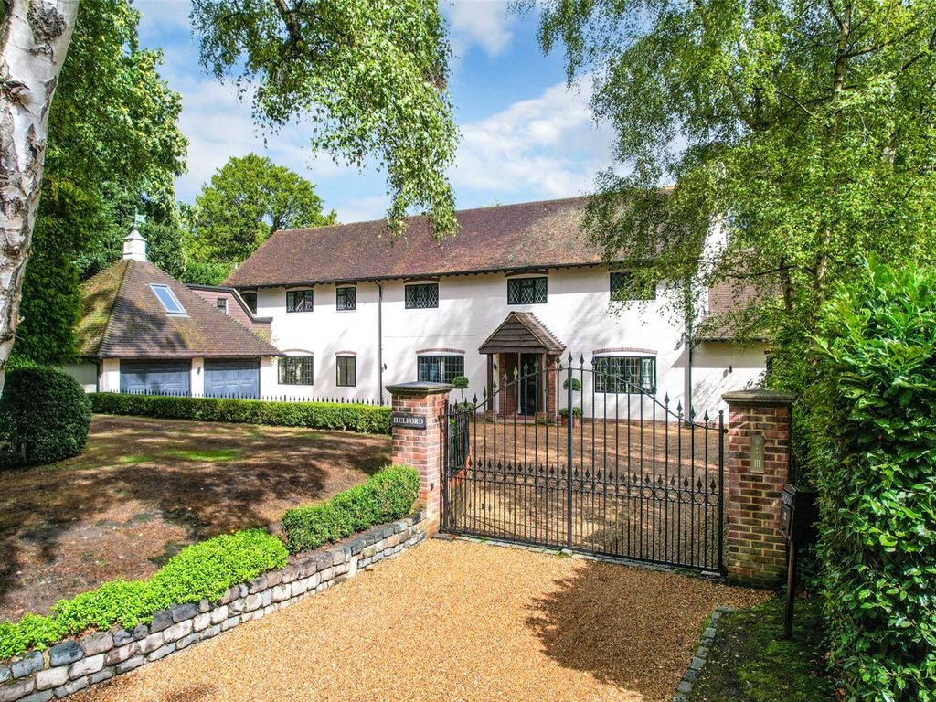 5 bed detached house for sale in The Quillot, Burwood Park, WaltonOn