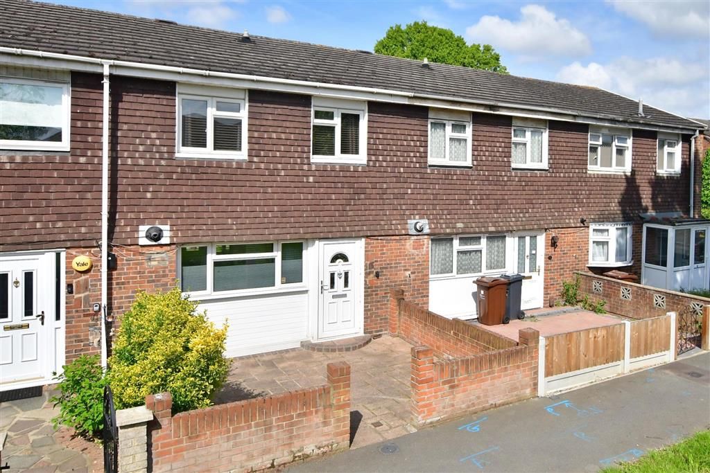 2 bed terraced house for sale in Claridge Road, Dagenham, Essex RM8