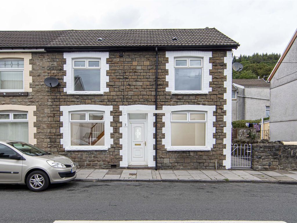 3 bed semidetached house to rent in NantDdu Terrace, Edwardsville