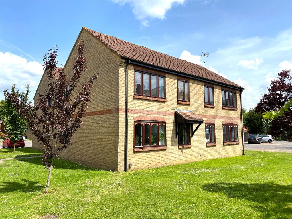 1 bed flat to rent in Mallard Court, Willowmead, Dorking, Surrey RH4