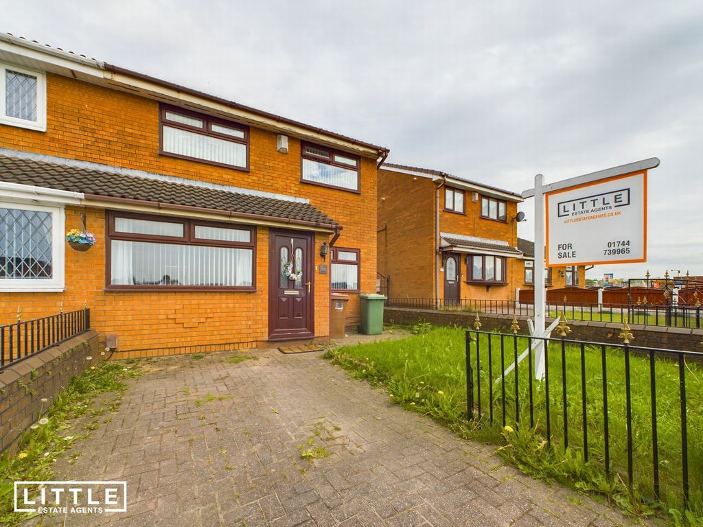 3 bed semidetached house for sale in Welwyn Close, St. Helens WA9, £