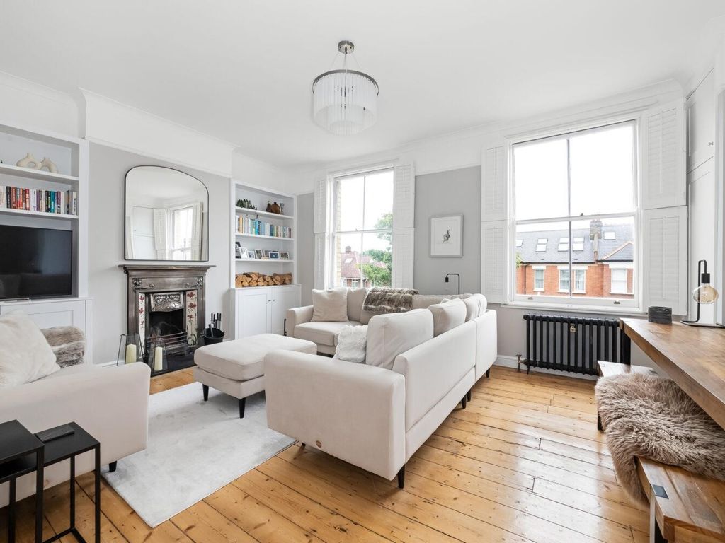 3 bed flat for sale in Rosendale Road, Dulwich, London SE21, £825,000