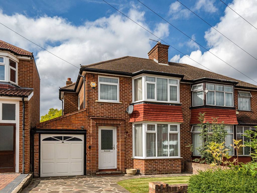 3 bed semidetached house for sale in Lamorna Grove, Stanmore HA7, £