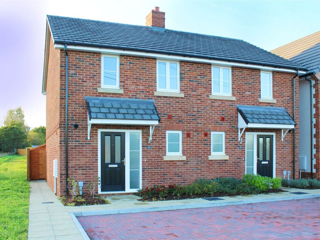 Green Lane Meadows, Green Lane, Weybourne, Farnham GU9  