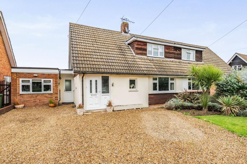 4 bed semidetached house for sale in SunburyOnThames, Surrey TW16, £