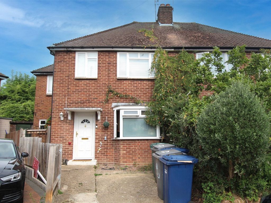 2 bed for sale in Fordham Close, New EN4 Zoopla