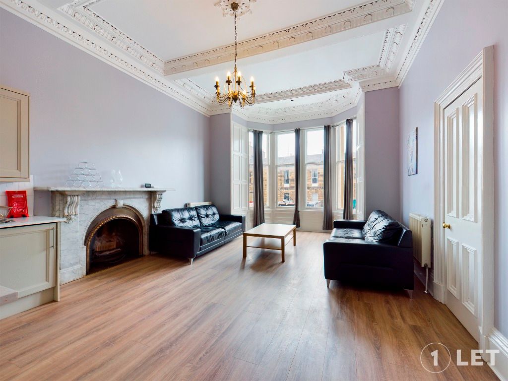 2 bed flat to rent in Newington Road, Newington, Edinburgh EH9, £1,595