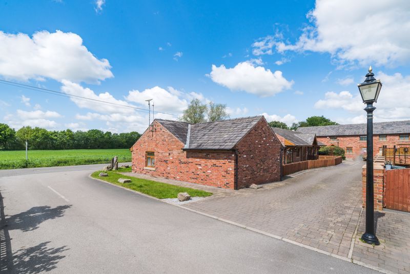 4 bed barn conversion for sale in Rindle Road, Astley, Tyldesley