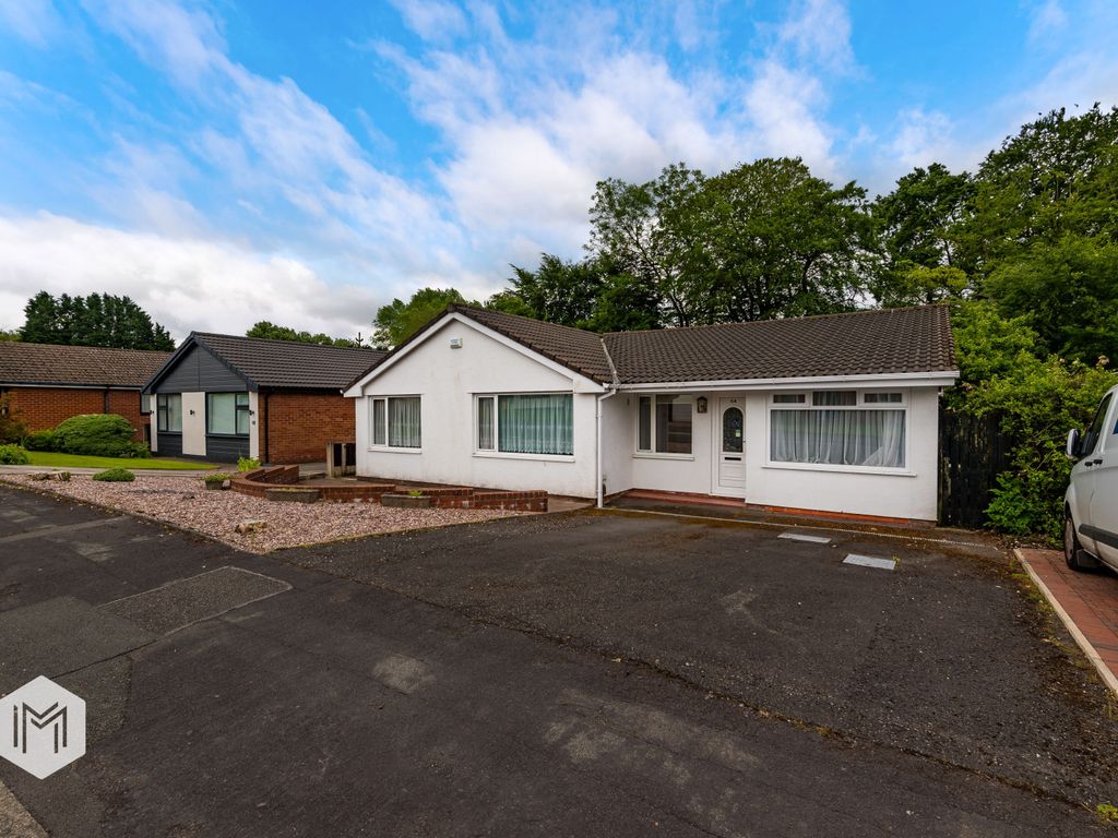 3 bed bungalow for sale in Ashdene Crescent, Harwood, Bolton BL2, £