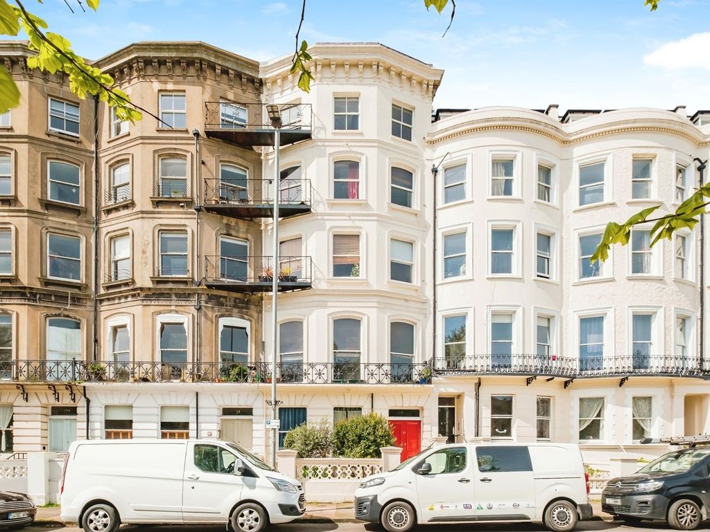2 bed flat for sale in Vernon Terrace, Brighton BN1, £400,000 Zoopla