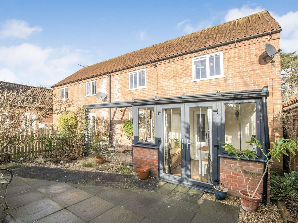 3 bed semidetached house for sale in Town Lane, Aylsham, Norwich NR11