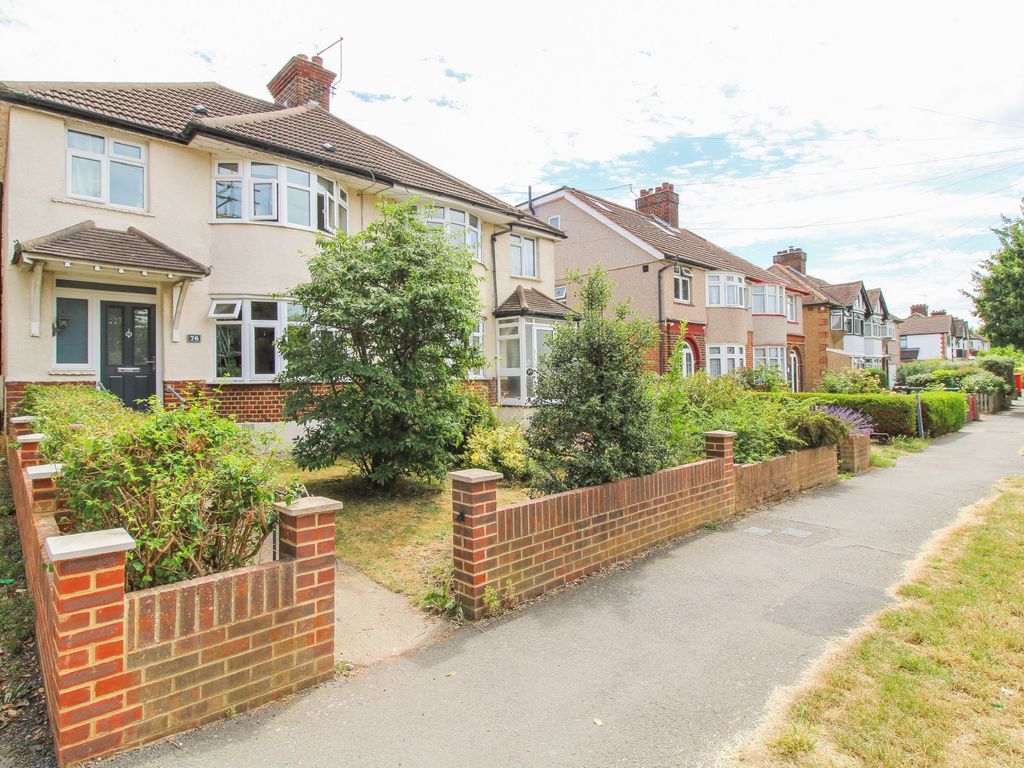 3 bed semidetached house for sale in Grand Avenue, Surbiton KT5 Zoopla