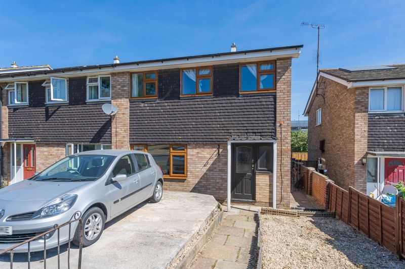3 bed semidetached house for sale in Great Western Drive, Didcot OX11