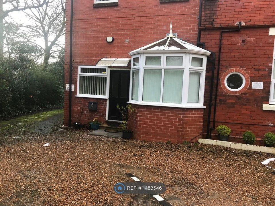 2 bed flat to rent in Astley House, Darwen BB3 Zoopla