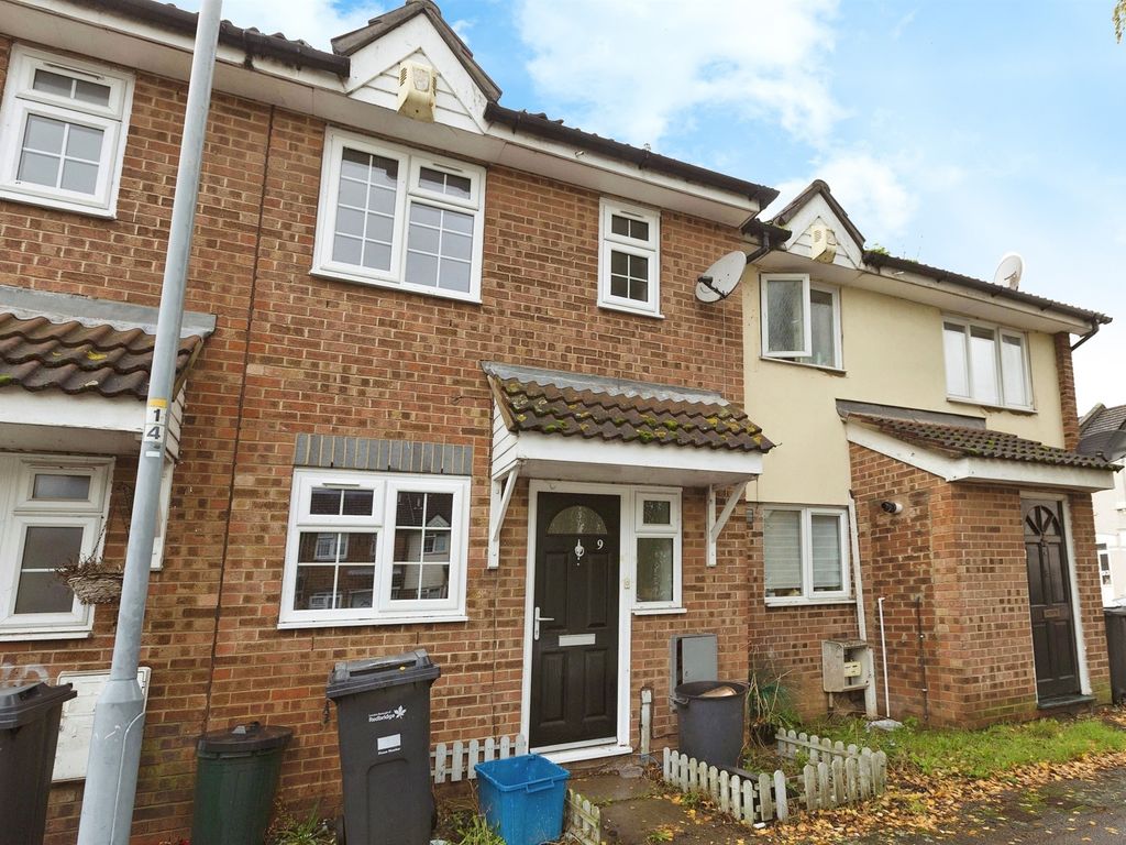 2 bed terraced house for sale in Durham Place, Eton Road, Ilford IG1, £