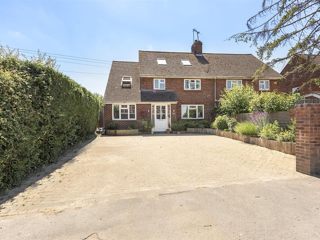 4 bed semidetached house for sale in Marston Court, Station Road, Long