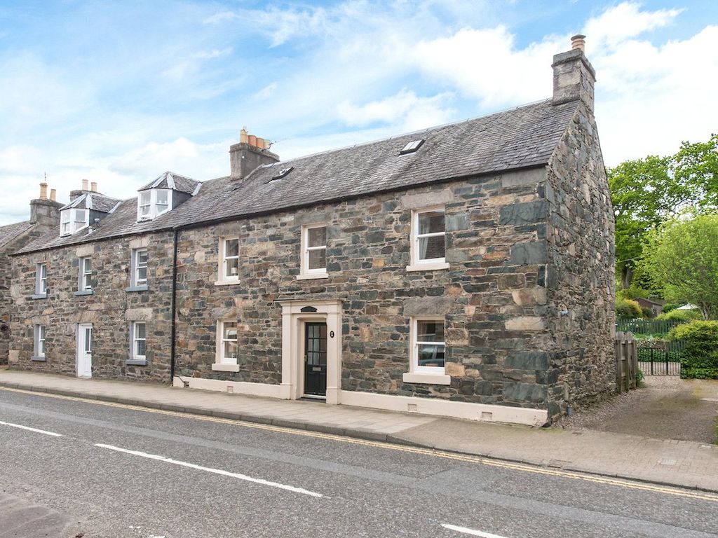 4 bed semidetached house for sale in Bondhu, 19 Kenmore Street
