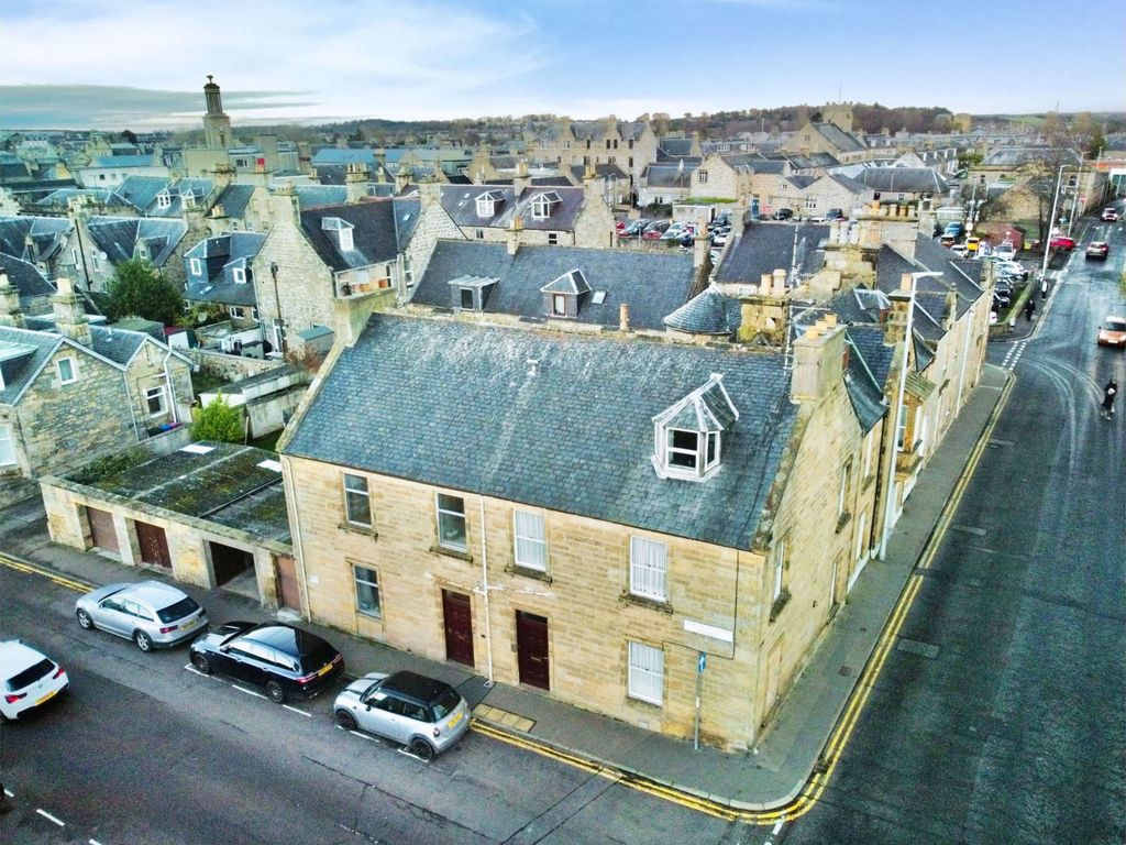 North Guildry Street, Elgin IV30