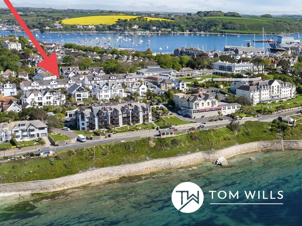 4 bed terraced house for sale in Gyllyngvase Terrace, Falmouth TR11