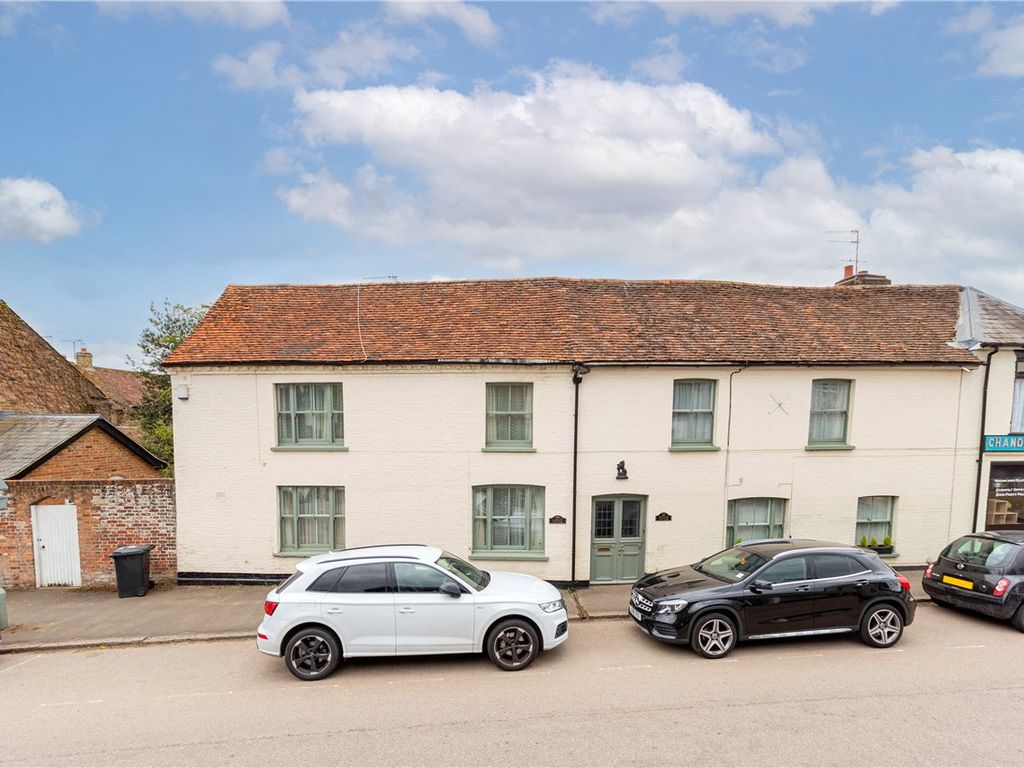 3 bed semidetached house for sale in High Street, Redbourn, St Albans