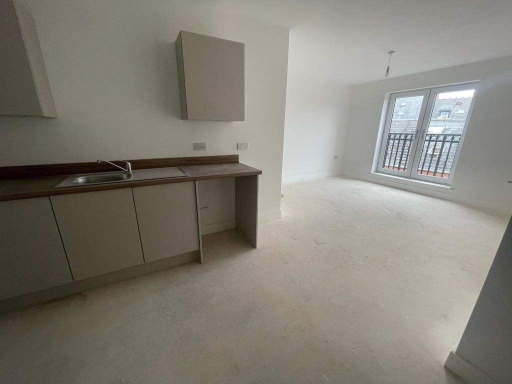 2 bed flat to rent in Cape Hill, Smethwick B66 Zoopla