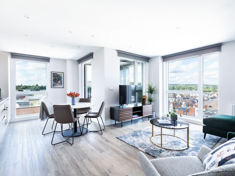 2 bed flat to rent in Reigate And Banstead, 1Ry, UK RH1, £2,075 pcm