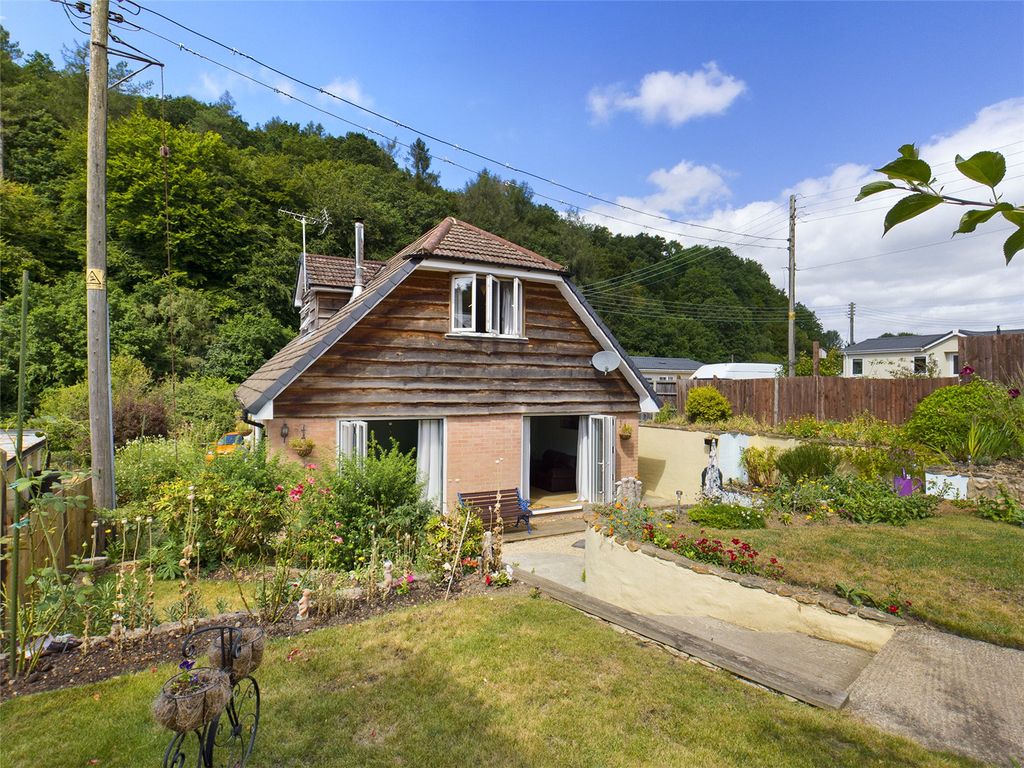 3 bed detached house for sale in Railway Road, Cinderford, Gloucestershire GL14 Zoopla