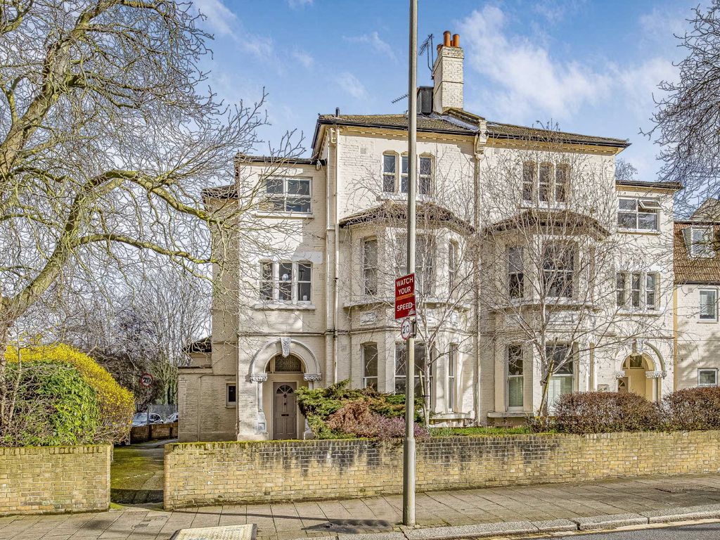 2 Bed Flat For Sale In Earlsfield Road, London SW18 - Zoopla