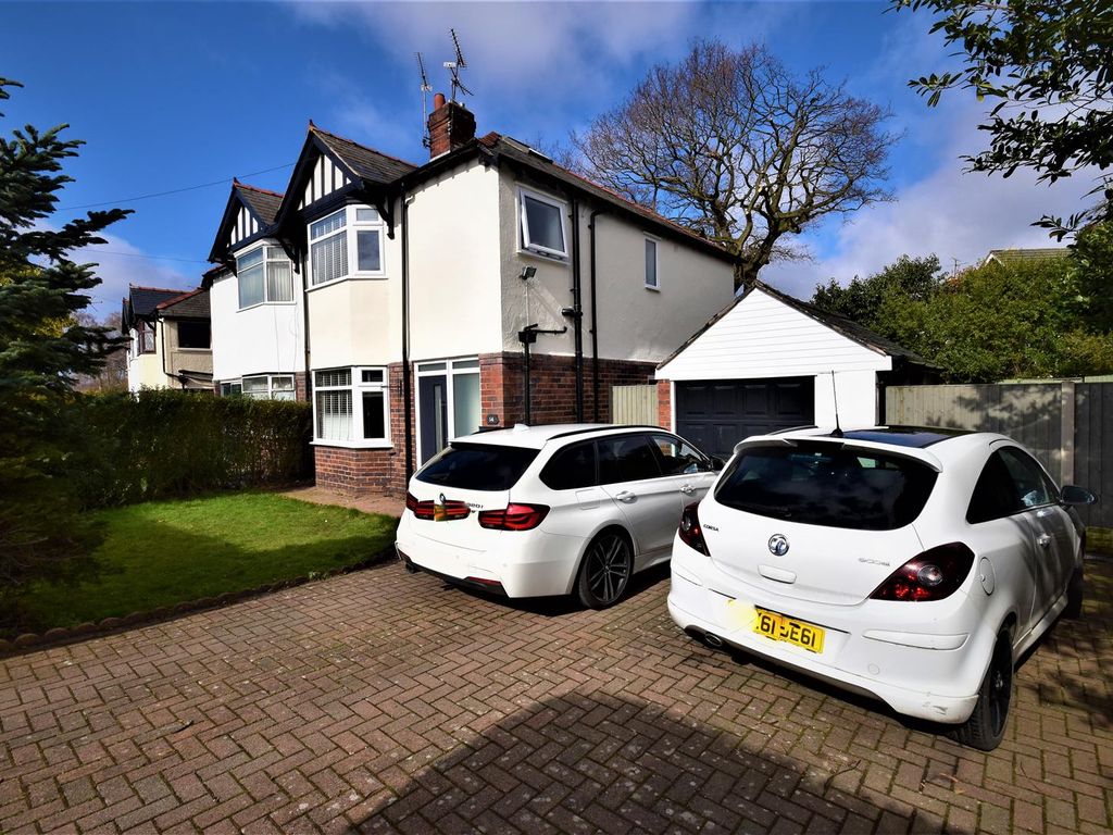 3 bed semidetached house for sale in Sandway Road, Garden Village